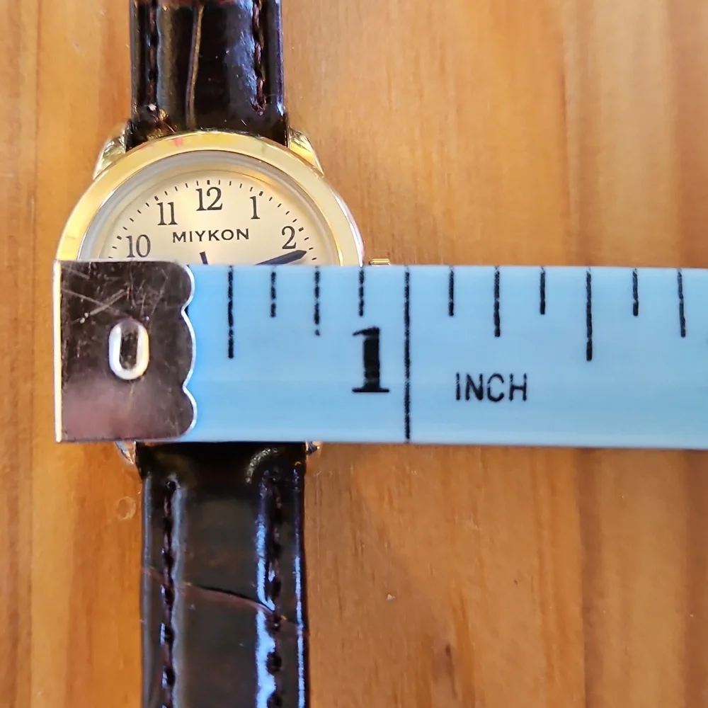 NWT Miykon Watch